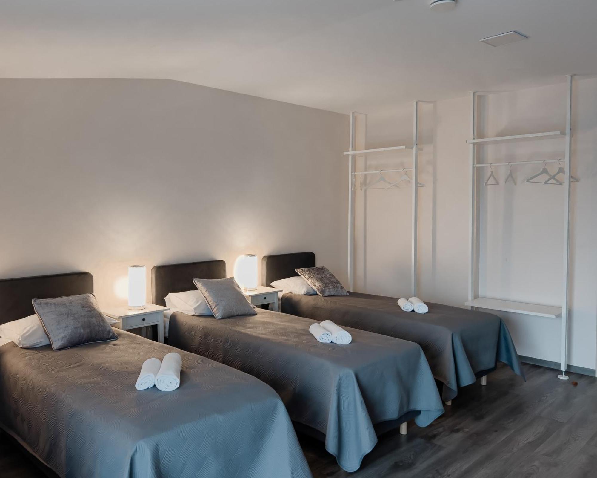 Sveciu Namai Zara Hotel Tytuvenai Kültér fotó